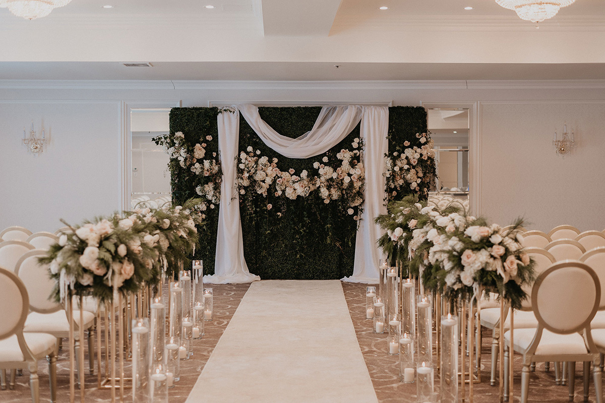 winter-wedding-chateau-vaudreuil-montreal-photographer-montreal-julia-garciaprat-20 chateau vaudreuil ceremony